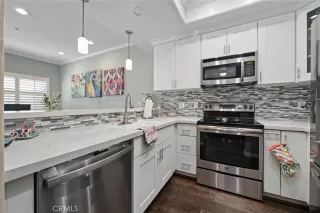 Photo #6: OC24005223 Listing 