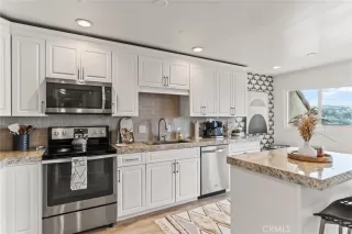 Photo #3: OC24005225 Listing 