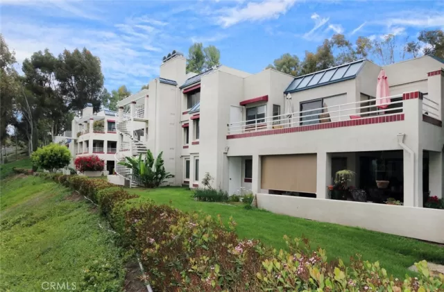 MLS: OC24005503 Condo For Sale