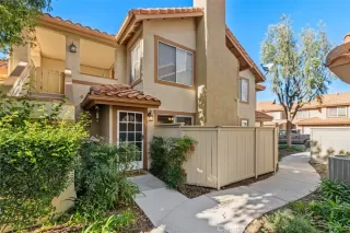 Photo #1: OC24005578 Listing 