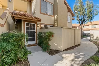 Photo #2: OC24005578 Listing 