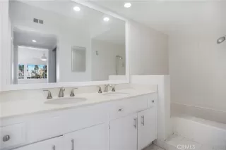 Photo #3: OC24005607 Listing 