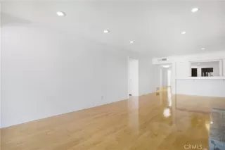 Photo #5: OC24005607 Listing 