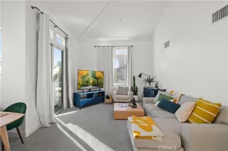 Photo #3: OC24005803 Listing