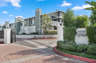 Photo #2: OC24006077 Listing 