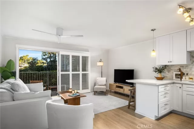 MLS: OC24006455 Condo For Sale