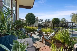 Photo #2: OC24007403 Listing 