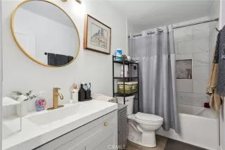 Photo #5: OC24007459 Listing