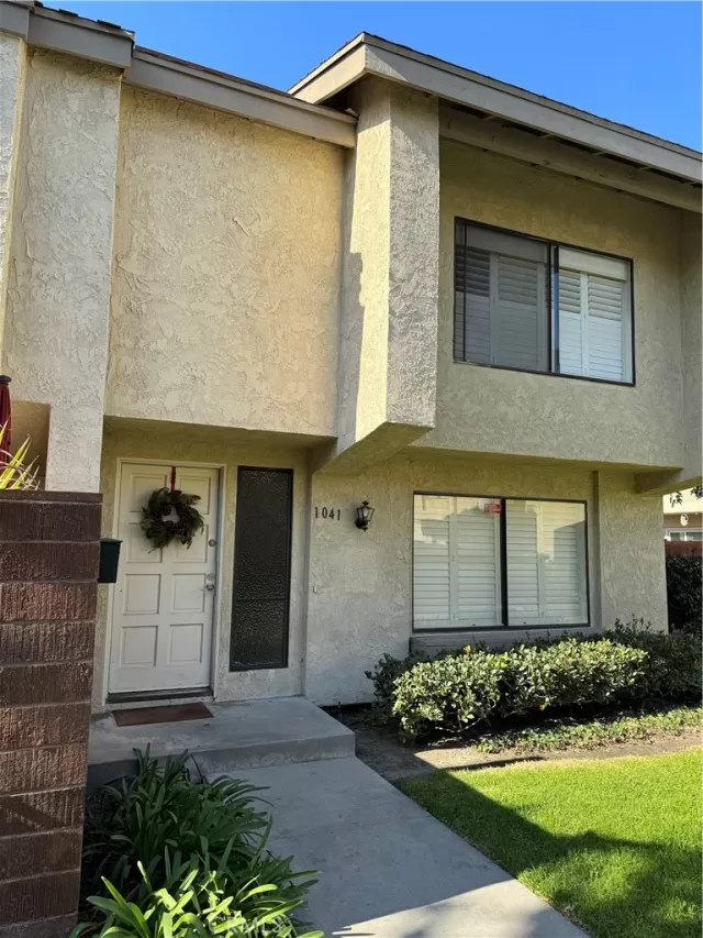 MLS: OC24007470 Condo For Sale