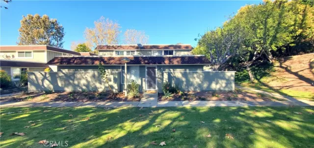 MLS: OC24007615 Condo For Sale