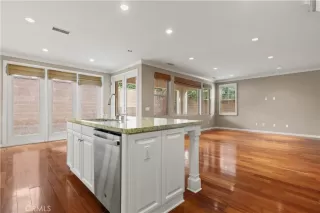 Photo #5: OC24007880 Listing 