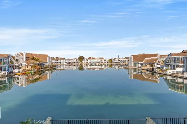 MLS: OC24007919 Condo For Sale