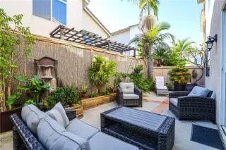 Photo #6: OC24008606 Listing 