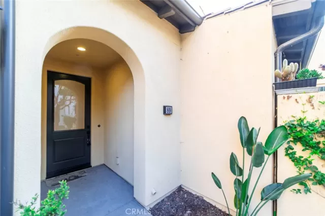 MLS: OC24008636 Condo For Sale