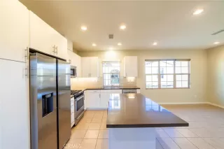 Photo #3: OC24008636 Listing