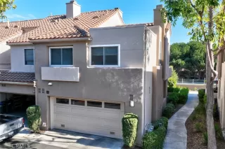 Photo #1: OC24008673 Listing 