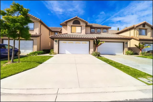 MLS: OC24008952 Condo For Sale