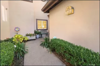 Photo #1: OC24008952 Listing 