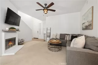 Photo #6: OC24009127 Listing 