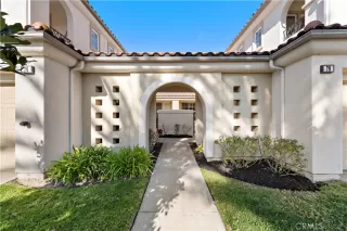 Photo #3: OC24009139 Listing 