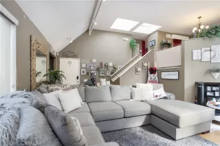 Photo #5: OC24009219 Listing 