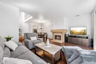 Photo #6: OC24009309 Listing 