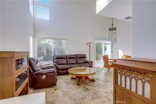 Photo #2: OC24009319 Listing 