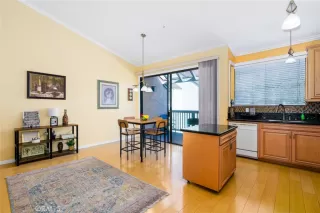 Photo #2: OC24009563 Listing 