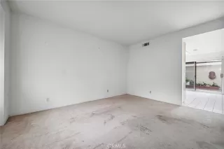 Photo #4: OC24010027 Listing 