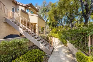 Photo #4: OC24010659 Listing 