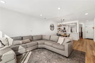 Photo #3: OC24010926 Listing