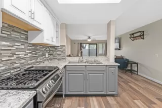 Photo #5: OC24011219 Listing 