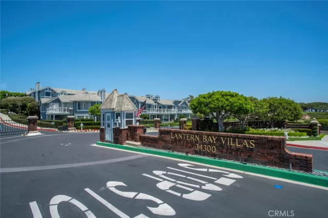 MLS: OC24011291 Condo For Sale