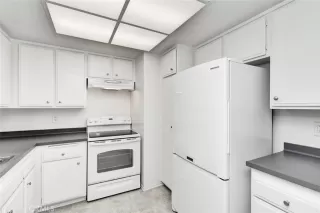 Photo #6: OC24011538 Listing