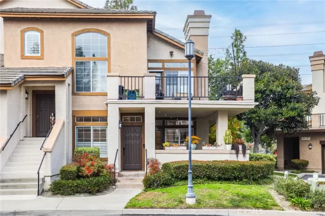 MLS: OC24011555 Condo For Sale