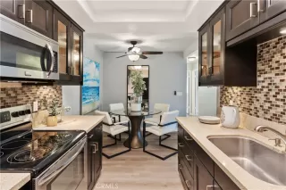 Photo #5: OC24011756 Listing 