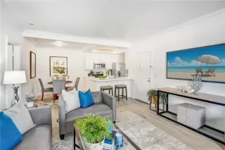 Photo #1: OC24011836 Listing 