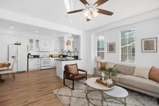 Photo #6: OC24011933 Listing 