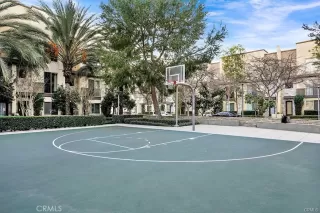 Photo #5: OC24011946 Listing