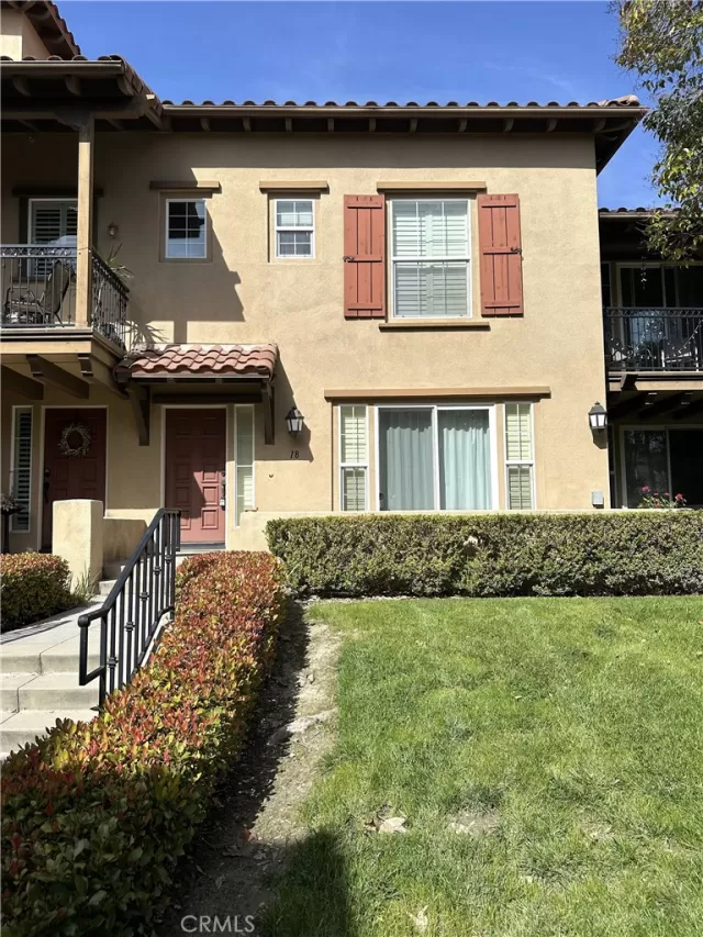 MLS: OC24012061 Condo For Sale