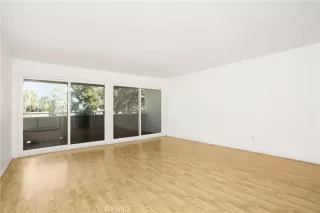 Photo #2: OC24012188 Listing 