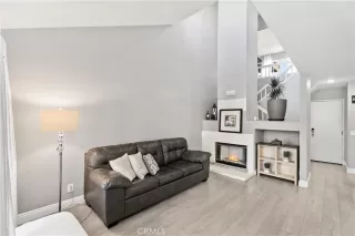 Photo #4: OC24012321 Listing 