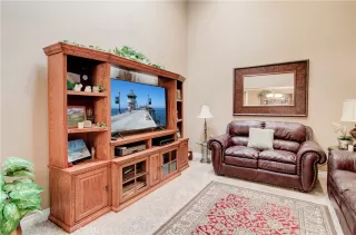 Photo #5: OC24012508 Listing