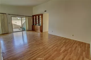 Photo #6: OC24013233 Listing 