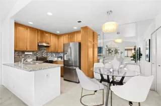 Photo #2: OC24013275 Listing 