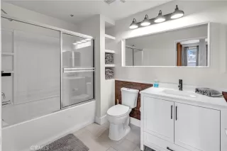 Photo #3: OC24013364 Listing 