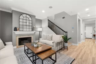 Photo #4: OC24013489 Listing 