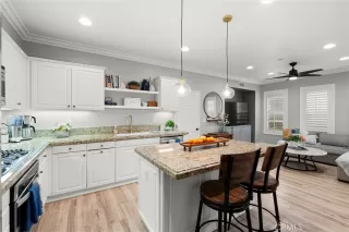 Photo #6: OC24013489 Listing 