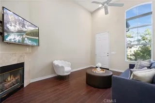 Photo #2: OC24013546 Listing 