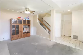 Photo #5: OC24013594 Listing 